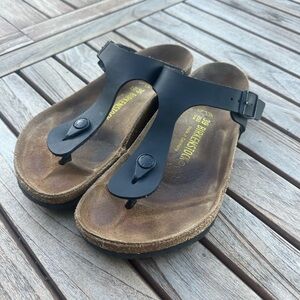 Birkenstock Gizeh sandals | Black | size 39 / 8.5-9